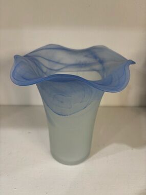 Blue and white swirl ribbon edge glass vase
